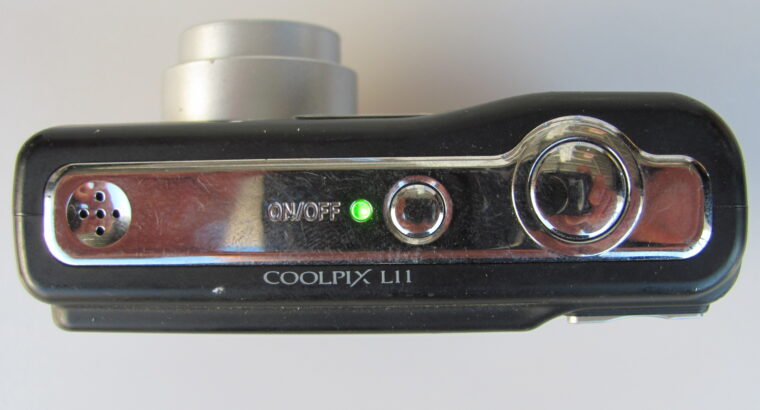 Nikon Coolpix L11 6MP Digital Camera FAULTY