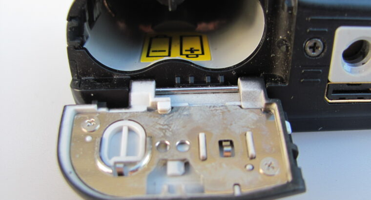 Nikon Coolpix L11 6MP Digital Camera FAULTY