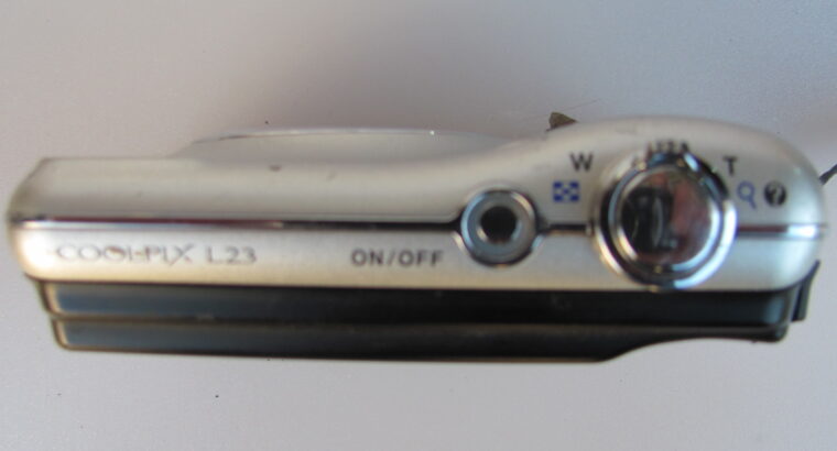 Nikon Coolpix L23 Digital Camera UNTESTED