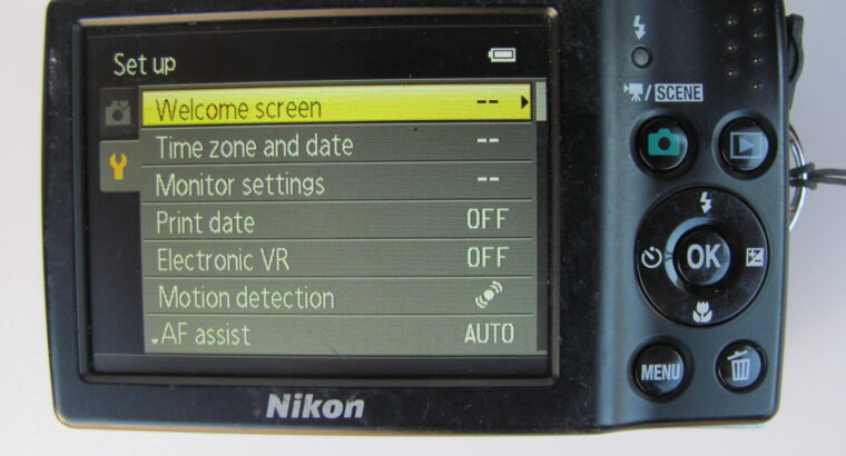 Nikon Coolpix L23 Digital Camera UNTESTED