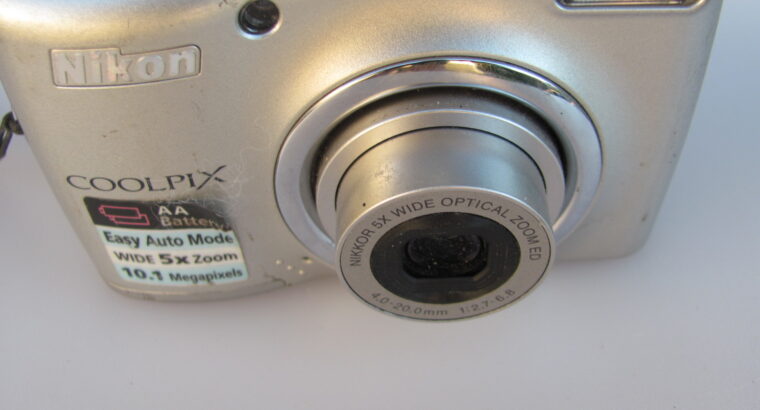 Nikon Coolpix L23 Digital Camera UNTESTED