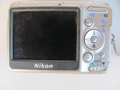 Nikon Coolpix L6 Digital Camera UNTESTED