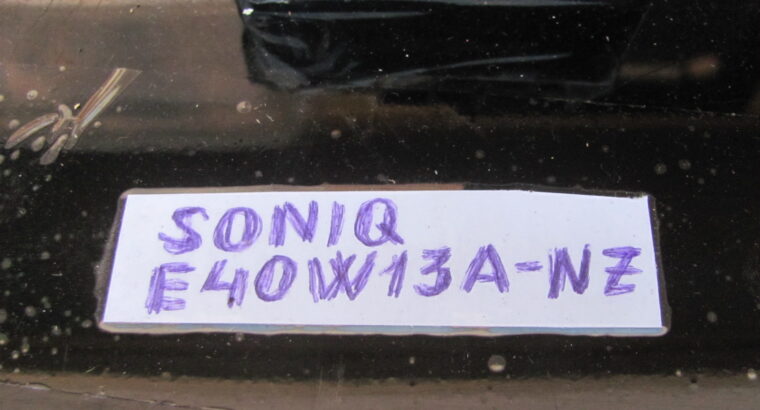 STAND for SONIQ E40W13A-NZ with SCREWS
