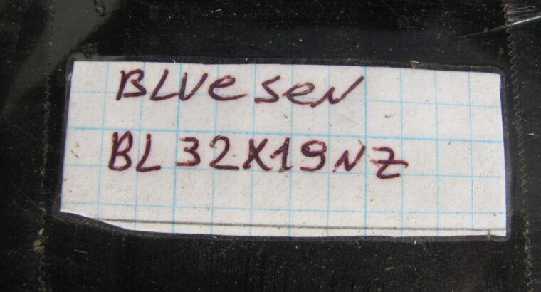 STAND for BLUESEN BL32X19NZ without SCREWS