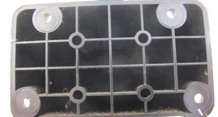 STAND for BLUESEN BL32X19NZ without SCREWS