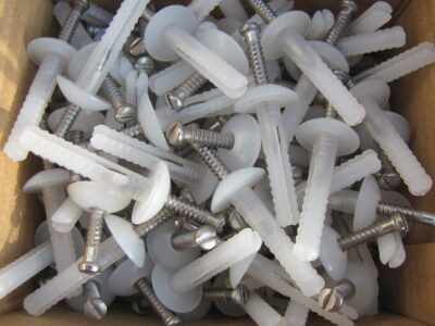 Nylon Nail-In Mushroom Head 304 S/S 5mm x 25mm
