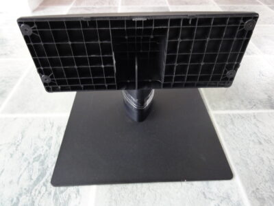 STAND FOR SAMSUNG QA65Q70AA with SCREWS