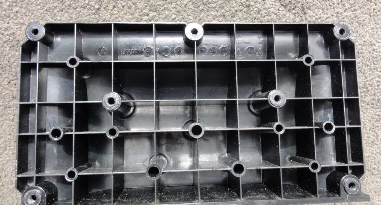 TV Stand for SEIKI SE50FY28 with SCREWS