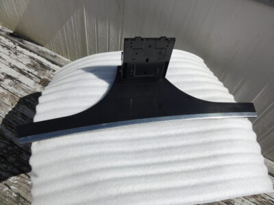 STAND for SAMSUNG UA65HU8700 WITH SCREWS