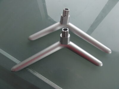 Stand for TV KONIC KUD55VT668AN with SCREWS