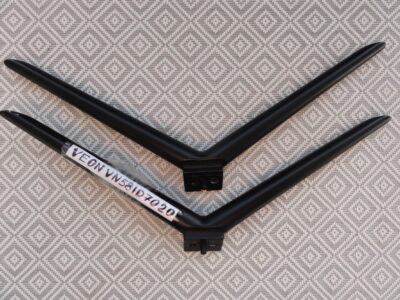 Stand for TV VEON VN58ID7020 with SCREWS