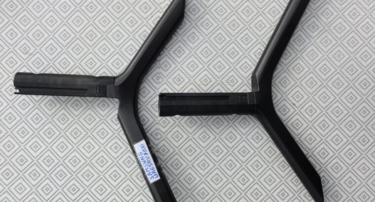 STAND for SAMSUNG UA65RU7100S with SCREWS