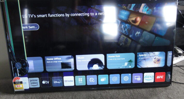BROKEN SCREEN TV LG 55UR81006LJ WORKS