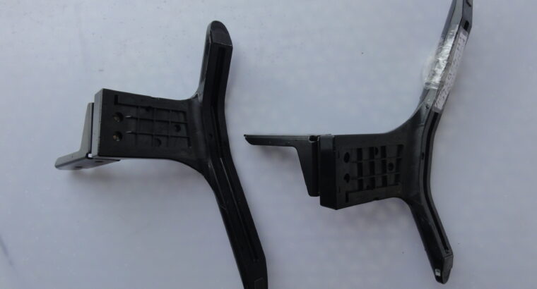 STAND(LEGS) PANASONIC TH-40DSW404 WITH SCREWS